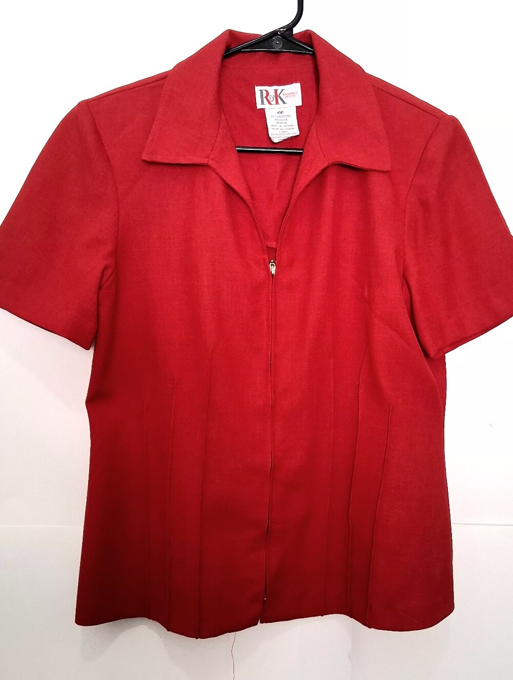 R&K Crimson Red Short-Sleeve Zip Front Button-Down Shirt Size 10 Medium